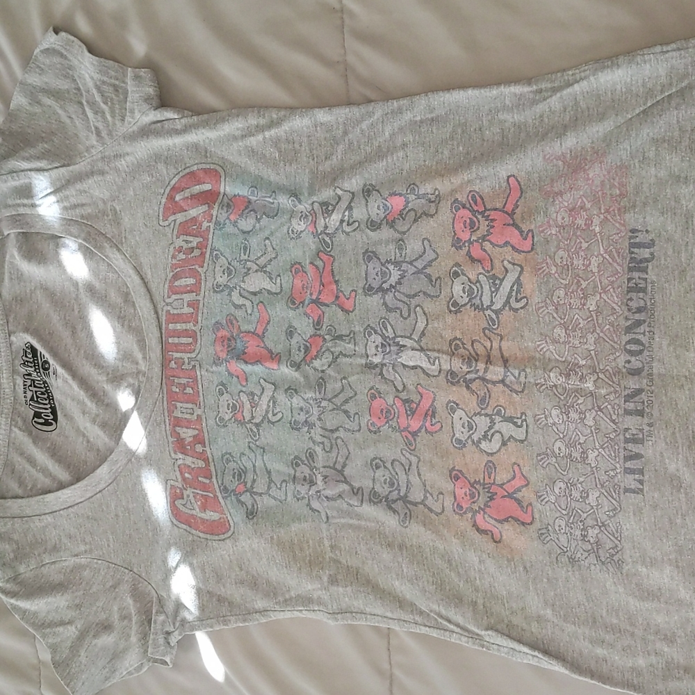 Old Navy Collectabilitees Classics Grateful Dead Tshirt